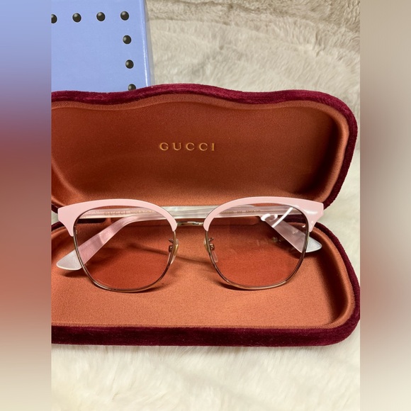 Gucci Sunglasses - Picture 2 of 10